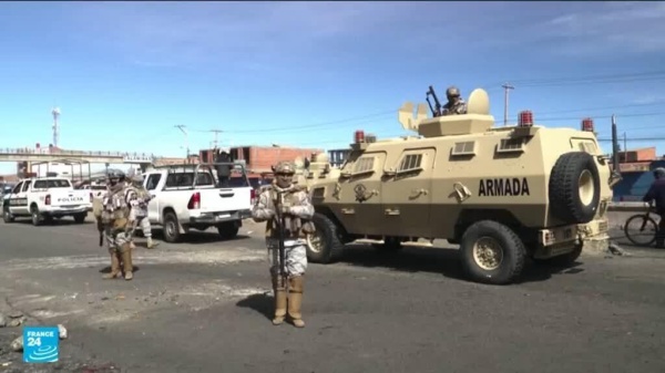 بوليفيا الرئيس يعلن حالة الطوائ بعد 50 يوما من الاحتجاجات بوليفيا الرئيس يعلن حالة الطوائ بعد 50 يوما من الاحتجاجات
