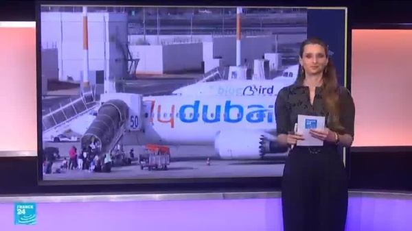 صراخ وبكاء على متن طائرة فلاي دبي من دبي إلى تل أبيب ما حقيقة المقطع
