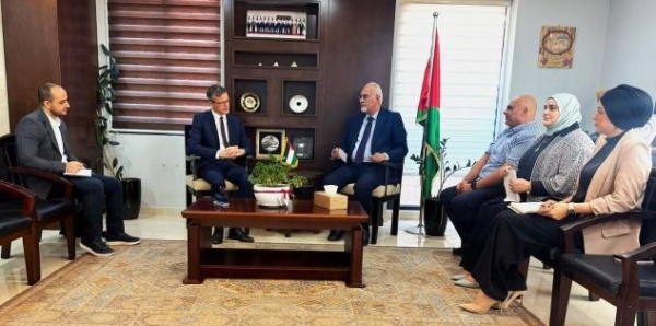سليمية يبحث مع منظمة العمل الدولية تعزيز التعاون لتنفيذ مشاريع زراعية مستدامة سليمية يبحث مع منظمة العمل الدولية تعزيز التعاون لتنفيذ مشاريع زراعية مستدامة