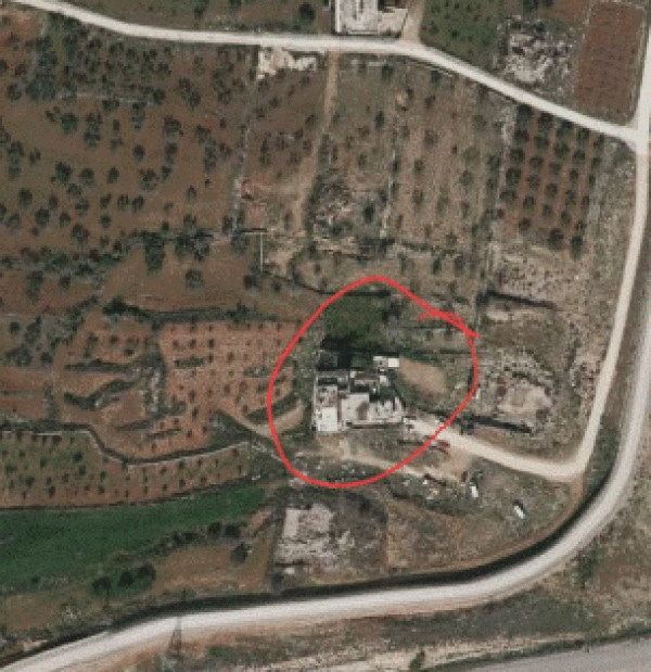 سلطات الاحتلال ت خطر بإخلاء بناية سكنية في قلنديا شمال القدس