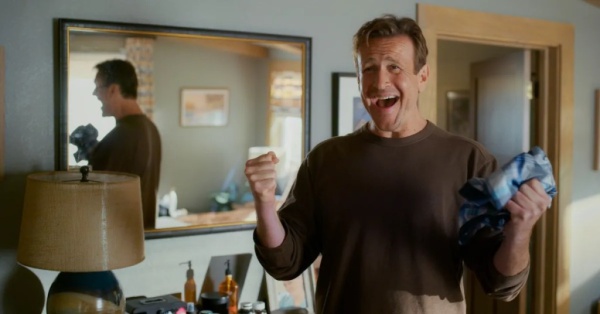 يحصل معجبو shrinking على تحديث مثير للموسم الرابع من jason segel