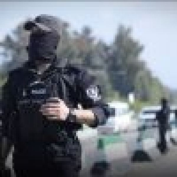 مسلحان يستهدفان حاجز ا أمني ا بريف دمشق وسقوط مصابين مسلحان يستهدفان حاجز ا أمني ا بريف دمشق وسقوط مصابين