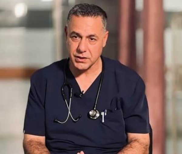 نجل د حسام أبو صفية لـ راية الاحتلال يرد على طلب الإفراج عن والدي بعزله انفراديا في زنزانة مترين رغم وضعه الصحي الحر ج نجل د حسام أبو صفية لـ راية الاحتلال يرد على طلب الإفراج عن والدي بعزله انفراديا في زنزانة مترين رغم وضعه الصحي الحر ج