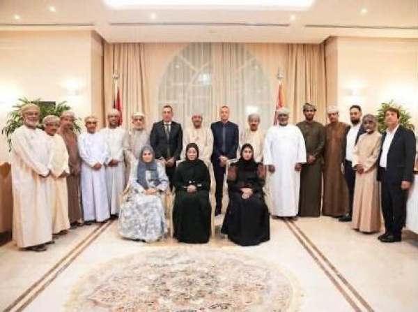 السفير الرويضي يلتقي جمعية الصحفيين الع مانية ويطلعهم على الأوضاع في فلسطين