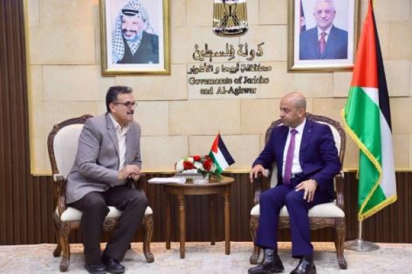 وزارة الزراعة تباشر خطواتها الأولى نحو إنشاء مركز للتعبئة والتغليف والتخزين الزراعي في أريحا وزارة الزراعة تباشر خطواتها الأولى نحو إنشاء مركز للتعبئة والتغليف والتخزين الزراعي في أريحا