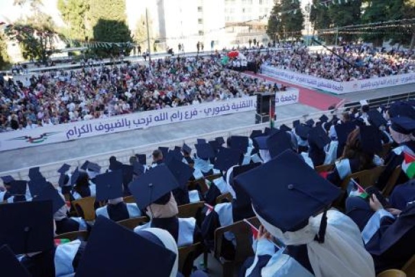 خاص جامعة خضوري تحديث مستمر للبرامج ومنظومة واسعة من المنح خاص جامعة خضوري تحديث مستمر للبرامج ومنظومة واسعة من المنح