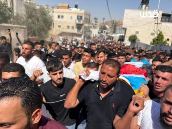 الخليل تشييع جثمان الشهيد الطفل كريم شلالدة في سعير الخليل تشييع جثمان الشهيد الطفل كريم شلالدة في سعير