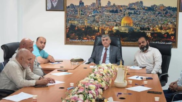 النقل والمواصلات تبحث تنظيم وتطوير إجراءات فحص السائقين ورفع كفاءة الفاحصين النقل والمواصلات تبحث تنظيم وتطوير إجراءات فحص السائقين ورفع كفاءة الفاحصين