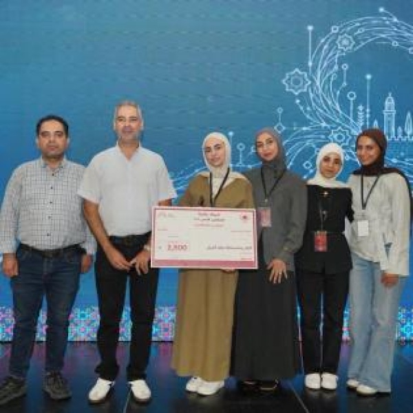 طلبة جامعة بيرزيت يحصدون المركزين الأول والثاني في هاكاثون القدس 2026 طلبة جامعة بيرزيت يحصدون المركزين الأول والثاني في هاكاثون القدس 2026