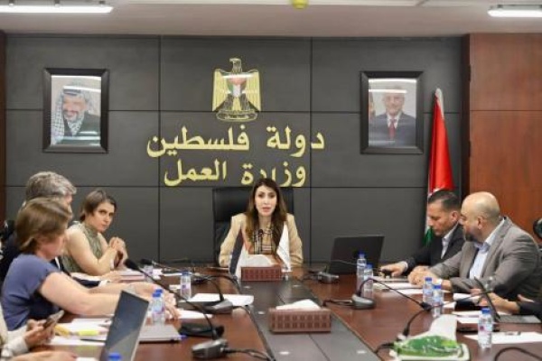 وزيرة العمل ورئاسة التعاون الألماني ترأسان اجتماع اللجنة التوجيهية لمبادرة إعادة بناء المستقبل للتشغيل