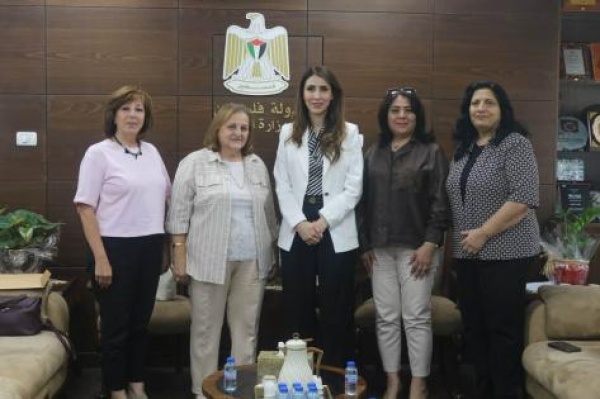 من التدريب إلى التشغيل والريادة وزارة العمل تفتح مسارات تنموية جديدة لتمكين النساء في أريحا من التدريب إلى التشغيل والريادة وزارة العمل تفتح مسارات تنموية جديدة لتمكين النساء في أريحا