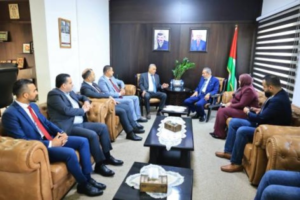 العدل وجامعة الاستقلال توقعان مذكرة تفاهم للتعاون المشترك في مجال العيادة القانونية العدل وجامعة الاستقلال توقعان مذكرة تفاهم للتعاون المشترك في مجال العيادة القانونية