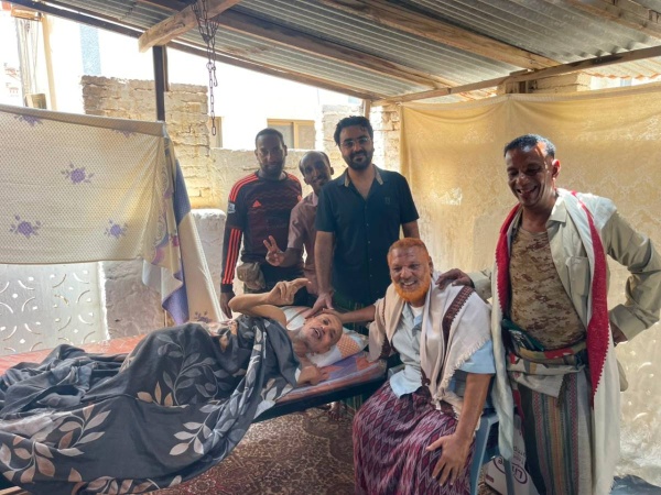 قيادات في مجلس المستقبل الجنوبي تزور خالد باضروش للاطمئنان على صحته قيادات في مجلس المستقبل الجنوبي تزور خالد باضروش للاطمئنان على صحته
