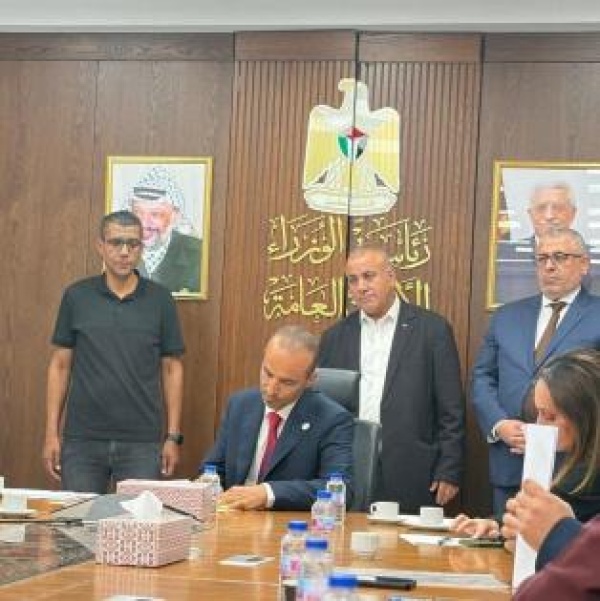 الحلم الفلسطيني توق ع اتفاقية منحة بقيمة 50 ألف دولار مع صندوق التضامن الإسلامي لدعم الأسر الأكثر احتياجا