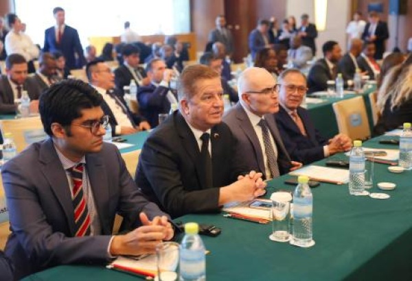 السفير عواد يشارك في فعالية الذكرى الخامسة لإطلاق مبادرة التنمية العالمية في بكين السفير عواد يشارك في فعالية الذكرى الخامسة لإطلاق مبادرة التنمية العالمية في بكين