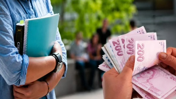 تركيا تعيد هيكلة رسوم الجامعات كلفة مضاعفة للطلاب الدوليين وإعفاء كامل لطلاب غزة