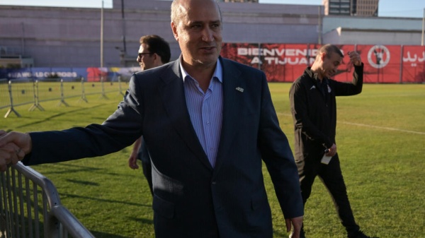 مونديال 2026 الاتحاد الإيراني يضغط على فيفا لحظر أي أعلام للمعارضة في الملاعب