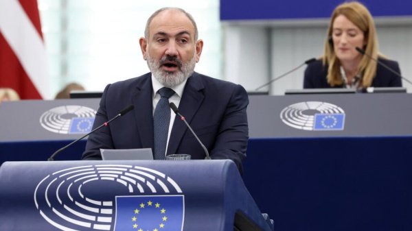 انتخابات في أرمينيا ستختبر الدعم الشعبي لإعادة التوجه الجيوسياسي لباشينيان نحو الغرب انتخابات في أرمينيا ستختبر الدعم الشعبي لإعادة التوجه الجيوسياسي لباشينيان نحو الغرب
