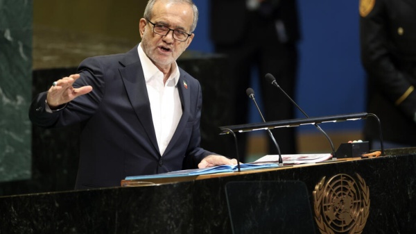 الرئيس الإيراني يدعو لإنهاء الحرب مع واشنطن عقب إعلان ترامب شن حرب اقتصادية لم يسبق لها مثيل الرئيس الإيراني يدعو لإنهاء الحرب مع واشنطن عقب إعلان ترامب شن حرب اقتصادية لم يسبق لها مثيل
