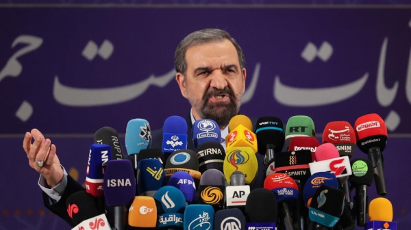 خامنئي يستعين بـ الحرس القديم استعدادا لمواجهة طويلة مع واشنطن خامنئي يستعين بـ الحرس القديم استعدادا لمواجهة طويلة مع واشنطن