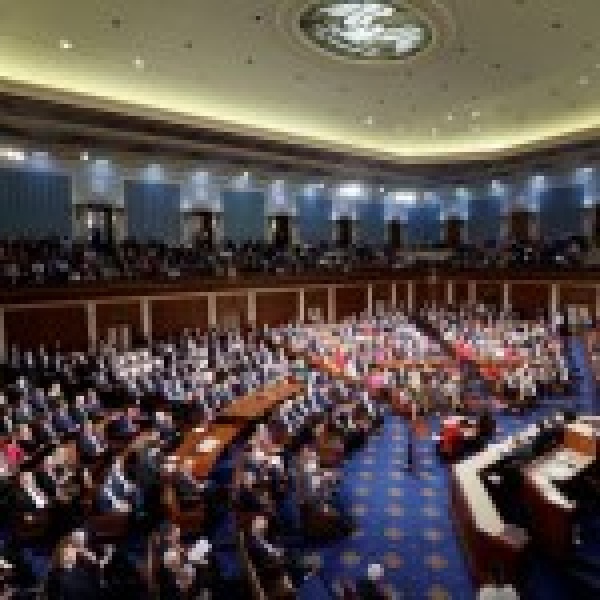 بالورقة والقلم حسابات الديمقراطيين والجمهوريين في الانتخابات النصفية الأمريكية 2026 أخبار سياسة بالورقة والقلم حسابات الديمقراطيين والجمهوريين في الانتخابات النصفية الأمريكية 2026 أخبار سياسة