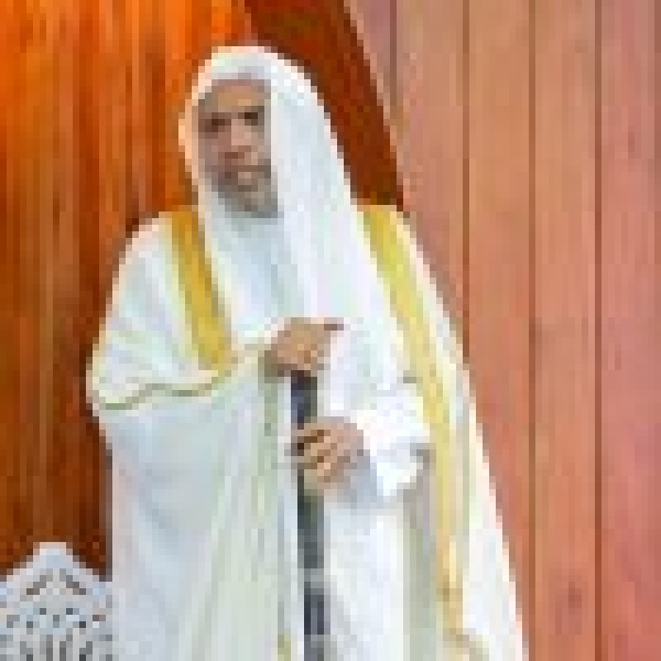 أمين عام رابطة العالم الإسلامي يفتتح جامع الرحمن في نيوزيلندا ويخطب أول ج معة فيه أمين عام رابطة العالم الإسلامي يفتتح جامع الرحمن في نيوزيلندا ويخطب أول ج معة فيه