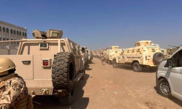 شحنات عسكرية ومستشارون تحرك إقليمي جديد يتشكل في اليمن شحنات عسكرية ومستشارون تحرك إقليمي جديد يتشكل في اليمن