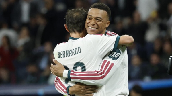 دوري أبطال أوروبا تعادل بايرن وأرسنال ورباعية لريال مدريد وسقوط مدو لمانشستر يونايتد