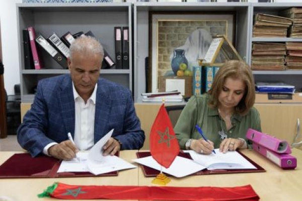 بدعم مغربي اتفاقيتان لإنشاء مركز تدريب مهني وتطوير المكتبة الصوتية للمكفوفين بالقدس بدعم مغربي اتفاقيتان لإنشاء مركز تدريب مهني وتطوير المكتبة الصوتية للمكفوفين بالقدس