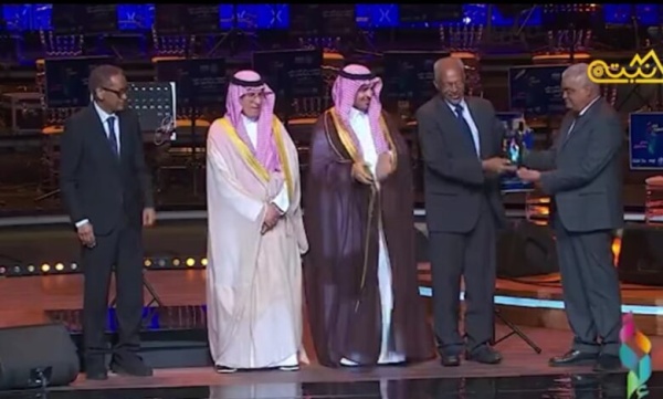 الفلم السوداني خمسة شهود للمخرج السودانى سيف الدين حسن يحرز الجائزة الذهبية الاولى للوثائقيات فى المهرجان العربى فى تونس
