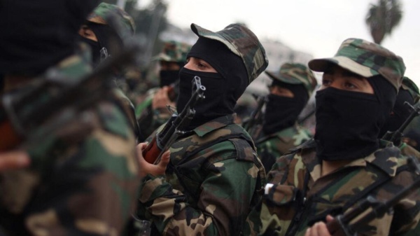 سوريا تنظيم الدولة الإسلامية يتبنى هجوما استهدف معسكرا لوزارة الداخلية في الرقة سوريا تنظيم الدولة الإسلامية يتبنى هجوما استهدف معسكرا لوزارة الداخلية في الرقة
