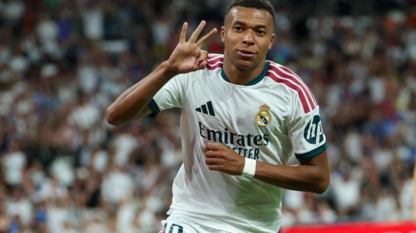 الدوري الإسباني مبابي يسجل هاتريك ويقود ريال مدريد لاكتساح ريال سوسييداد