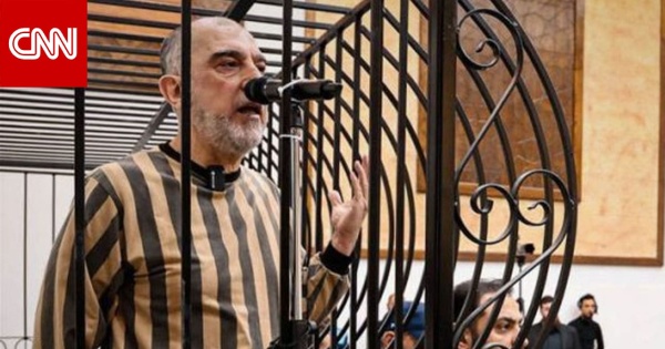 سوريا الادعاء يطالب بإعدام ابن خالة بشار الأسد شنقا ضمن 5 مطالب قدمت للقضاء سوريا الادعاء يطالب بإعدام ابن خالة بشار الأسد شنقا ضمن 5 مطالب قدمت للقضاء