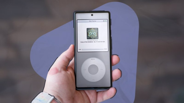 لقد نشأت مع جهاز ipod الآن أعيش طفولتي مع مشغل الموسيقى القديم هذا لقد نشأت مع جهاز ipod الآن أعيش طفولتي مع مشغل الموسيقى القديم هذا