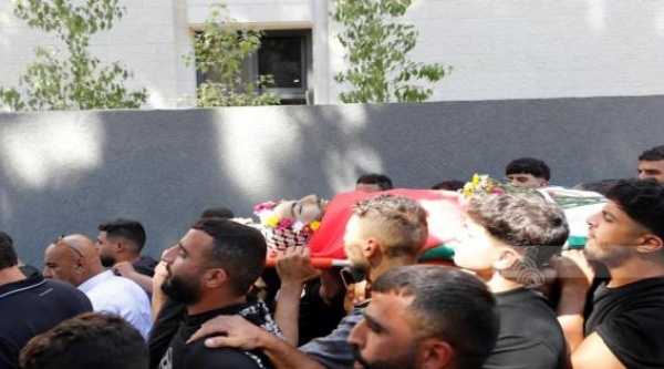 تشييع جثمان الشهيد الفتى فادي النعسان في المغير تشييع جثمان الشهيد الفتى فادي النعسان في المغير
