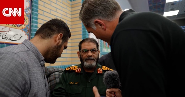 شاهد كيف رد قادة في الحرس الثوري الإيراني على تهديد ترامب شاهد كيف رد قادة في الحرس الثوري الإيراني على تهديد ترامب