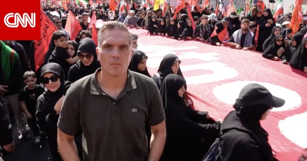 لحظة تاريخية في طهران وحشود غفيرة تخرج لشوارع إيران تتوعد أمريكا وإسرائيل لحظة تاريخية في طهران وحشود غفيرة تخرج لشوارع إيران تتوعد أمريكا وإسرائيل