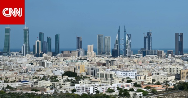 بريطانيا تحذر من السفر إلى دولتين عربيتين إلا للضرورة القصوى الأوضاع غير قابلة للتنبؤ بريطانيا تحذر من السفر إلى دولتين عربيتين إلا للضرورة القصوى الأوضاع غير قابلة للتنبؤ