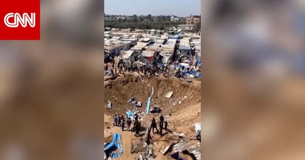 حفرة هائلة بمستشفى وإمدادات طبية متناثرة شاهد ما سببته غارة إسرائيلية على غزة حفرة هائلة بمستشفى وإمدادات طبية متناثرة شاهد ما سببته غارة إسرائيلية على غزة