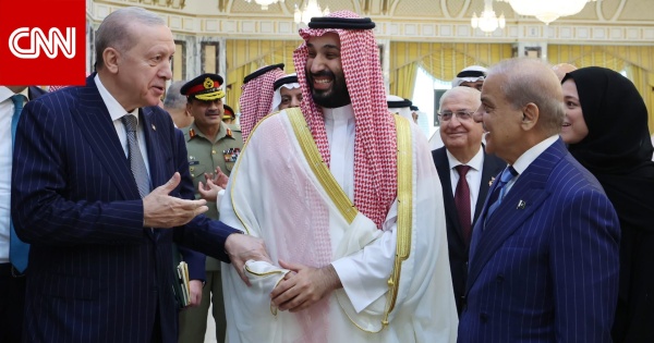 أردوغان ورئيس وزراء باكستان يعلقان على اتفاقية الدفاع المشترك مع السعودية أردوغان ورئيس وزراء باكستان يعلقان على اتفاقية الدفاع المشترك مع السعودية