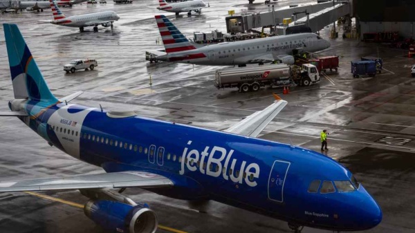 تقوم jetblue بإصلاح خيارات الأسعار من الدرجة الاقتصادية الأساسية إلى الدرجة الأولى الأساسية