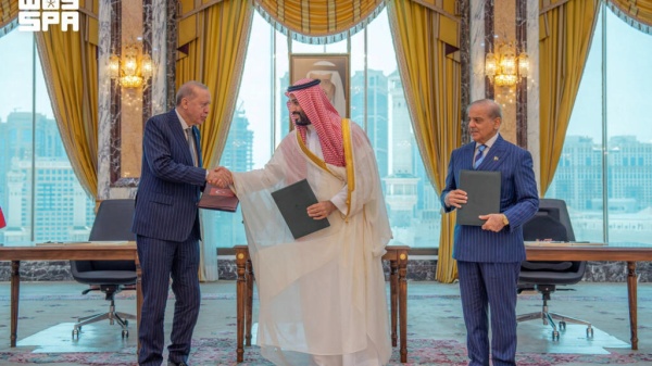 السعودية وتركيا تؤكدان أن الاتفاقية مع باكستان لا تستهدف دول المنطقة وليست مرتبطة بمساع نووية