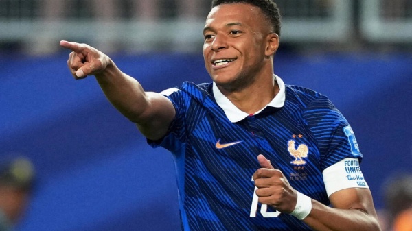 كأس العالم 2026 فرنسا تبلغ الدور الثاني بفوزها على العراق في مباراة عط لتها عاصفة رعدية كأس العالم 2026 فرنسا تبلغ الدور الثاني بفوزها على العراق في مباراة عط لتها عاصفة رعدية