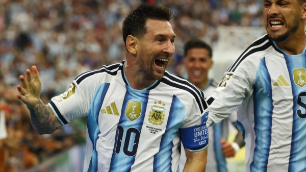 كأس العالم 2026 ميسي يواجه إنكلترا لأول مرة بحثا عن نهائي جديد للأرجنتين