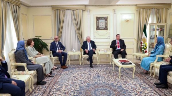 مريم رجوي تبحث التطورات الإيرانية مع شارل ميشيل الرئيس السابق للمجلس الأوروبي والجنرالين جيمس جونز وكيث كيلوغ مستشاري الأمن القومي السابقين للرؤساء الأمريكيين مريم رجوي تبحث التطورات الإيرانية مع شارل ميشيل الرئيس السابق للمجلس الأوروبي والجنرالين جيمس جونز وكيث كيلوغ مستشاري الأمن القومي السابقين للرؤساء الأمريكيين