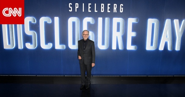 ما الجديد في فيلم disclosure day للمخرج ستيفن سبيلبرغ ما الجديد في فيلم disclosure day للمخرج ستيفن سبيلبرغ