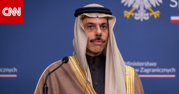فيصل بن فرحان من الضروري خلو مضيقي هرمز وباب المندب من أي تهديدات فيصل بن فرحان من الضروري خلو مضيقي هرمز وباب المندب من أي تهديدات