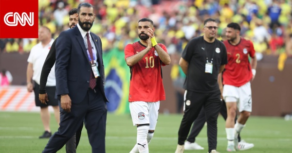 لقطات خطفت الأنظار عناق حار وحديث خاص بين محمد صلاح ولاعبي منتخب البرازيل لقطات خطفت الأنظار عناق حار وحديث خاص بين محمد صلاح ولاعبي منتخب البرازيل