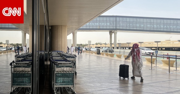 السعودية هجوم بـ مقذوف مجهول على صالة رقم 4 بمطار الملك خالد