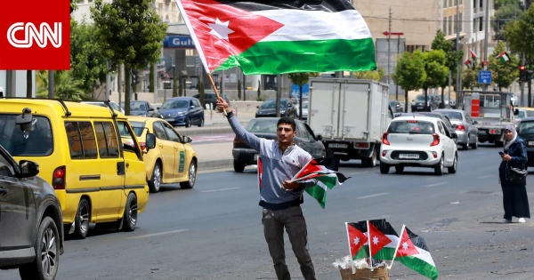 الأردن يعلن اعتراض وإسقاط 5 صواريخ قادمة من إيران الأردن يعلن اعتراض وإسقاط 5 صواريخ قادمة من إيران